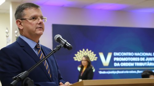 CONAMP participa de debate sobre reforma tributária e combate à sonegação